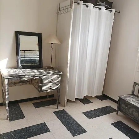 Appartement-2- Prive, Terrasse, Parking Et Jardin
